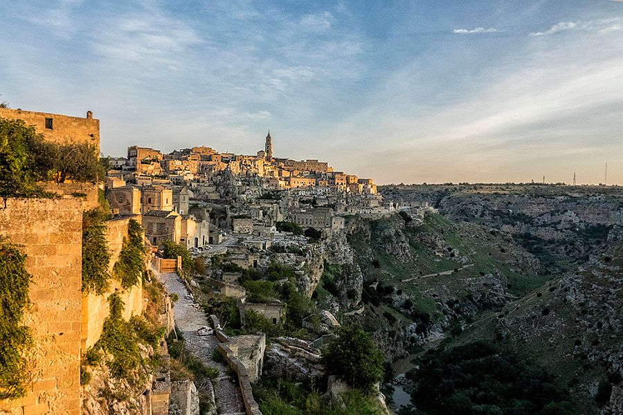 MATERA- L'ALBA2.jpg